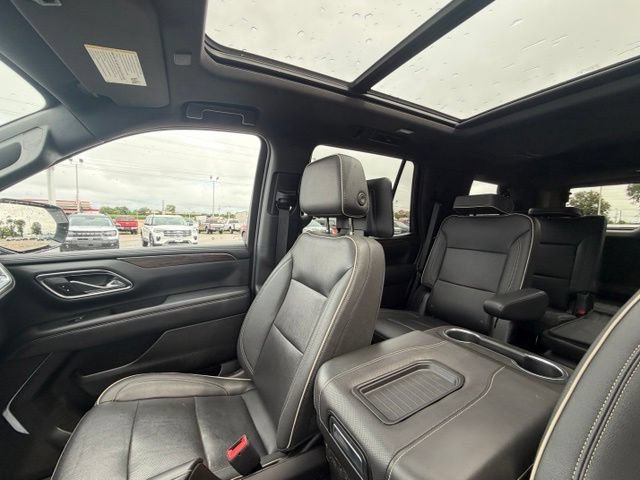 Used 2023 Chevrolet Tahoe Premier w/ Advanced Technology Package AWD/4WD image 32