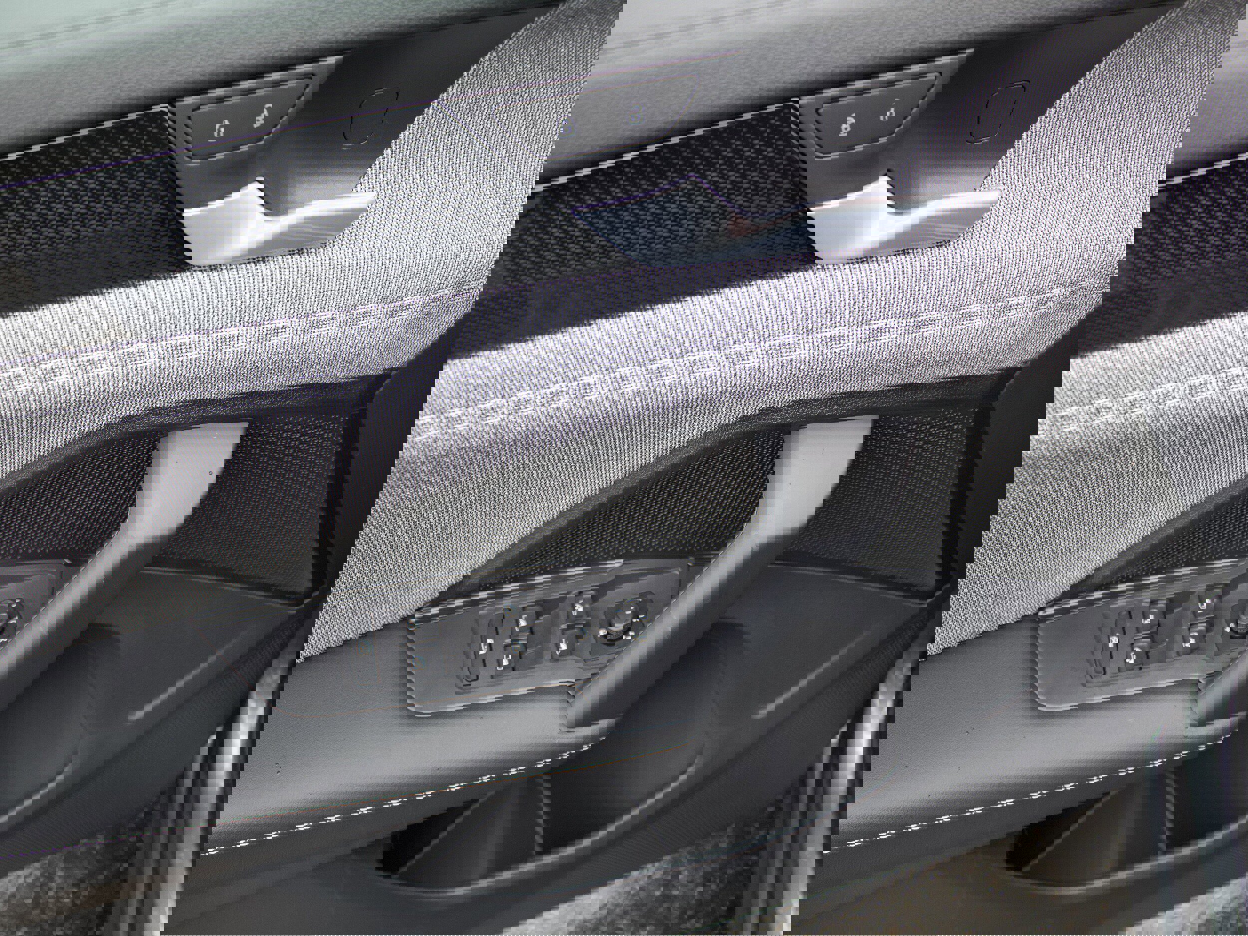 New 2026 Volkswagen Tiguan S image 9