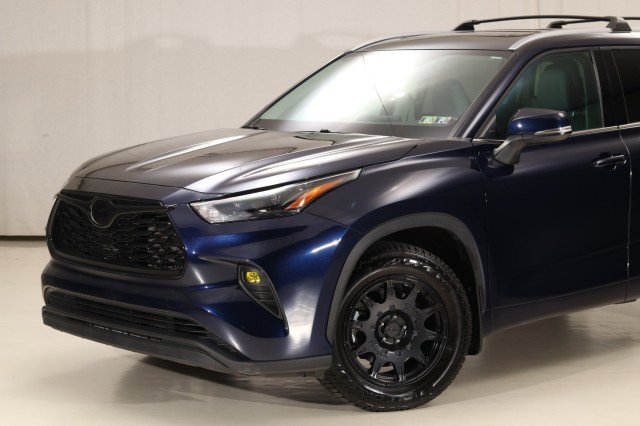 Used 2022 Toyota Highlander XLE image 5