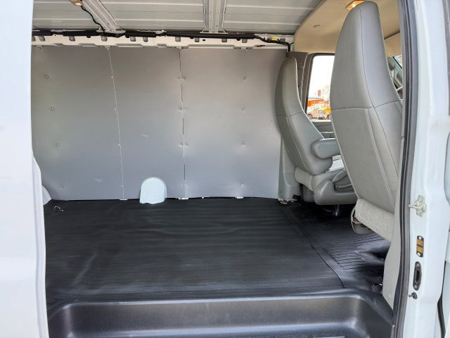 Used 2020 Chevrolet Express 2500 Extended w/ Driver Convenience Package RWD image 18