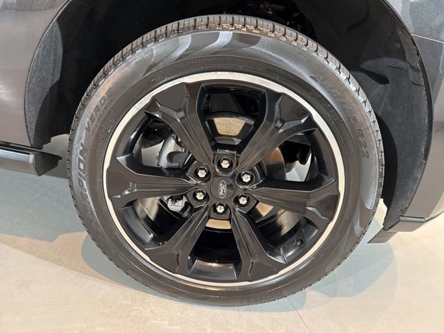 Used 2024 Ford Expedition Max Limited image 14