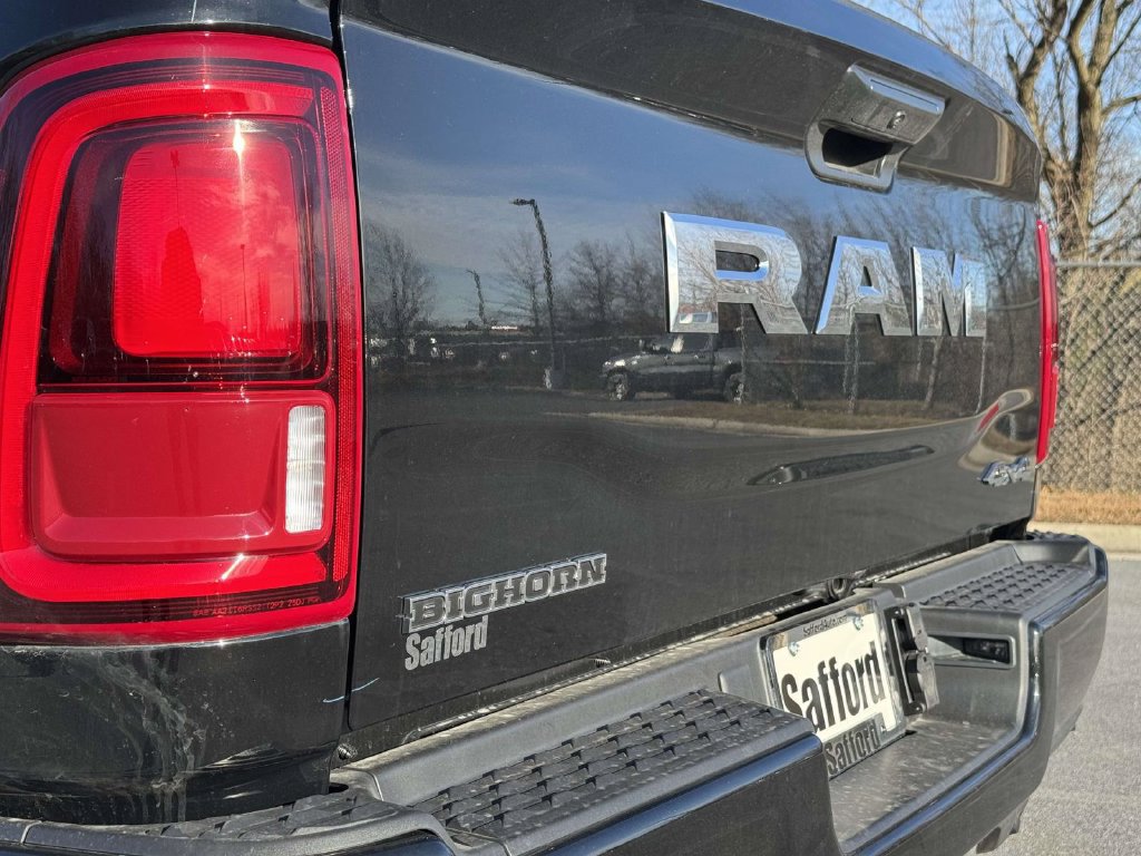 New 2026 RAM 2500 Big Horn AWD/4WD image 10