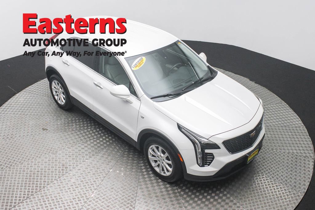 Used 2019 Cadillac XT4 Luxury AWD/4WD image 3