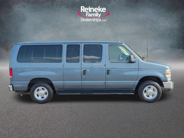 Used 2011 Ford E-150 and Econoline 150 Wagon w/ XLT Premium Pkg RWD image 4