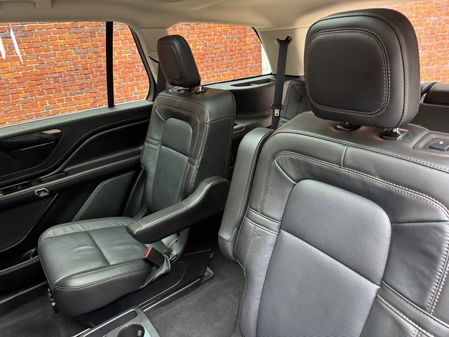 Used 2024 Lincoln Aviator Reserve w/ Equipment Group 201A image 25