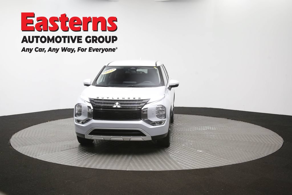 Used 2024 Mitsubishi Outlander SE AWD/4WD image 52