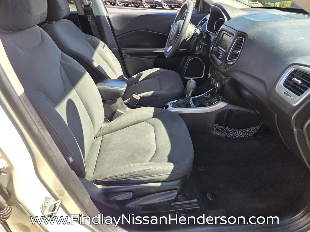 Used 2018 Jeep Compass Sport AWD/4WD image 17