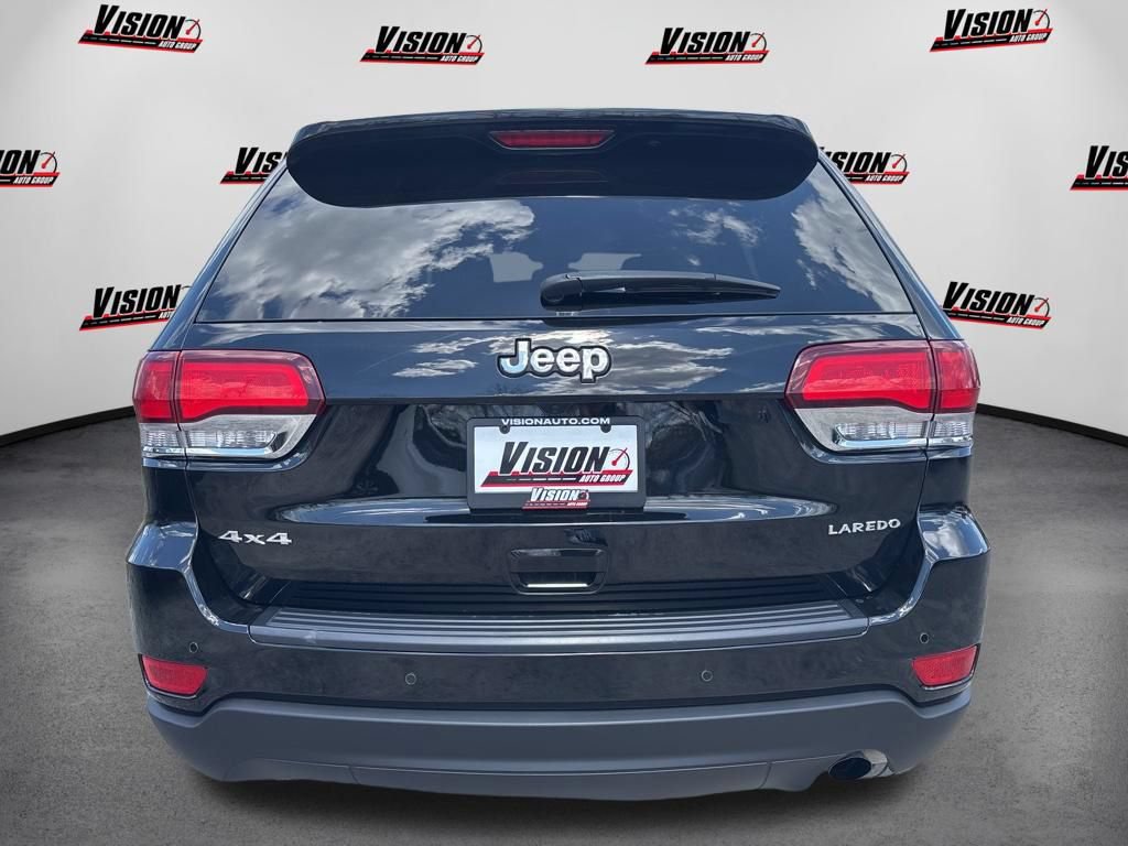 Used 2021 Jeep Grand Cherokee Laredo AWD/4WD image 6