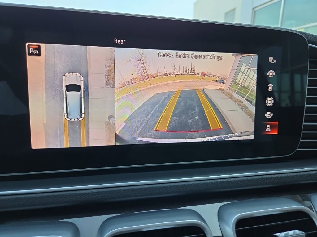 Used 2021 Mercedes-Benz GLS 580 4MATIC image 56