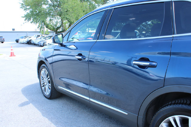 Used 2017 Lincoln MKX Reserve w/ Lincoln MKX Climate Package AWD/4WD image 46