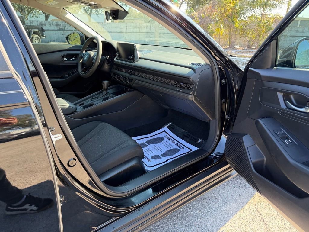 Used 2024 Honda Accord LX image 27