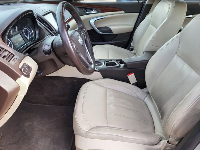 Used 2017 Buick Regal Sport Touring FWD image 12