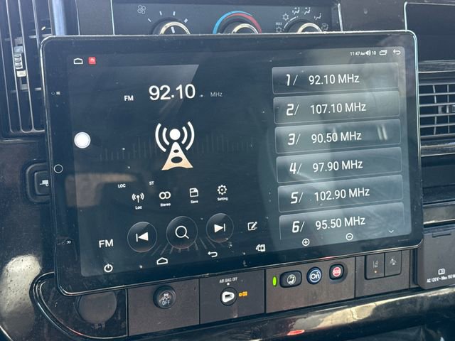 Used 2021 Chevrolet Express 3500 LS w/ Chrome Appearance Package image 19