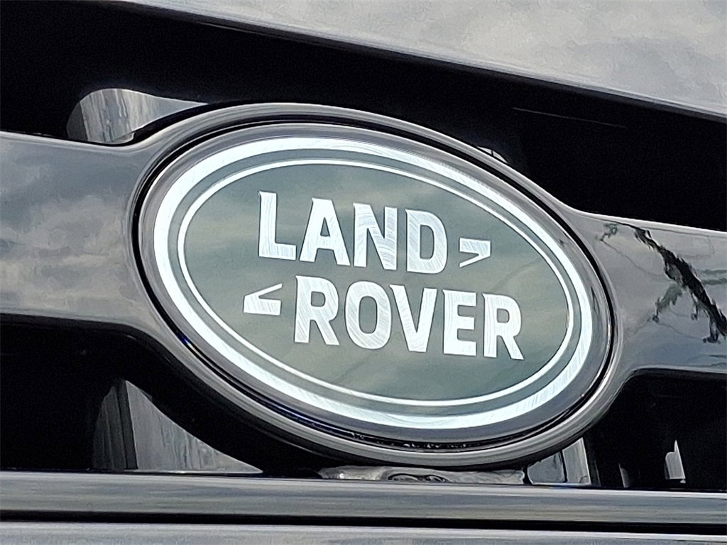 New 2025 Land Rover Defender 110 S image 22