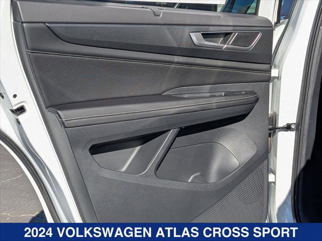 New 2024 Volkswagen Atlas Cross Sport SEL R-Line image 17