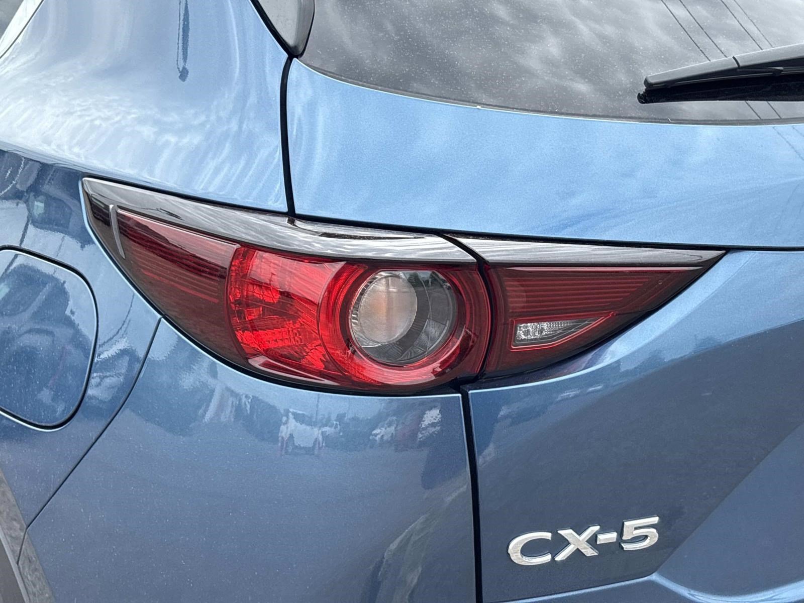Used 2020 MAZDA CX-5 Touring image 11