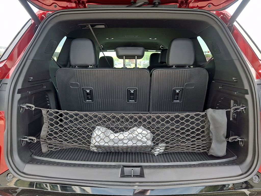 Certified 2025 Buick Enclave Sport Touring w/ Super Cruise Package FWD image 29