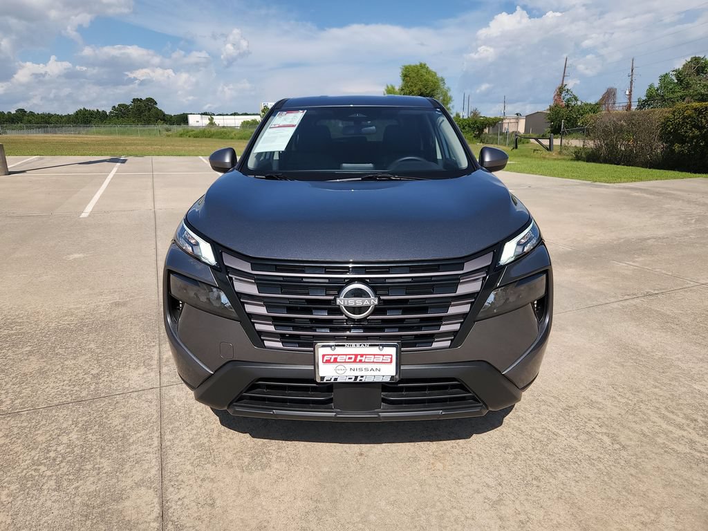 Used 2026 Nissan Rogue SV FWD image 11