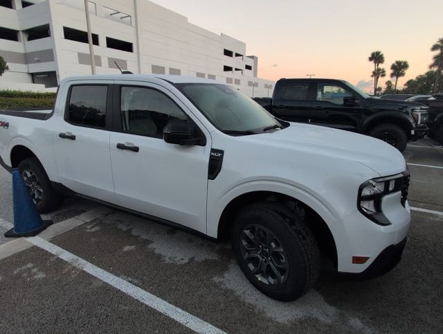 New 2025 Ford Maverick XLT w/ XLT Luxury Package AWD/4WD image 2