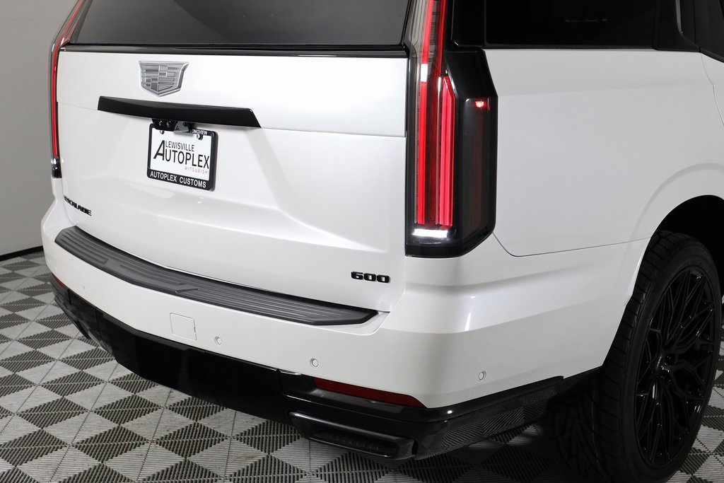 Used 2025 Cadillac Escalade Sport Platinum w/ LPO, ONYX Package image 55