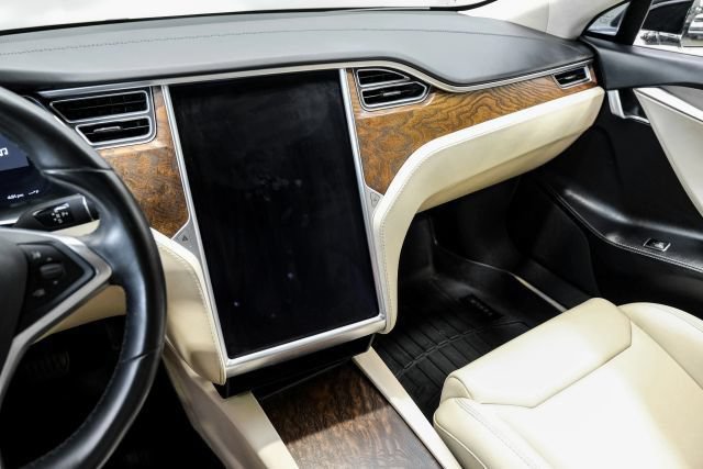 Used 2018 Tesla Model S 75D AWD/4WD image 29