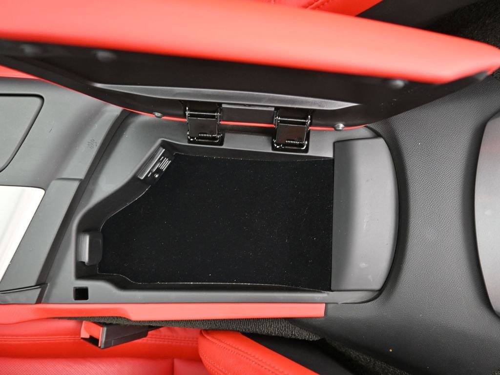 Used 2015 Chevrolet Corvette Z06 w/ 3LZ Preferred Equipment Group image 21