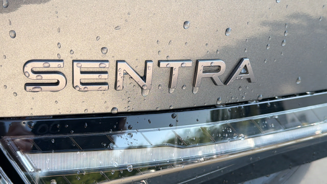 New 2027 Nissan Sentra SV w/ SV Convenience Package FWD image 7