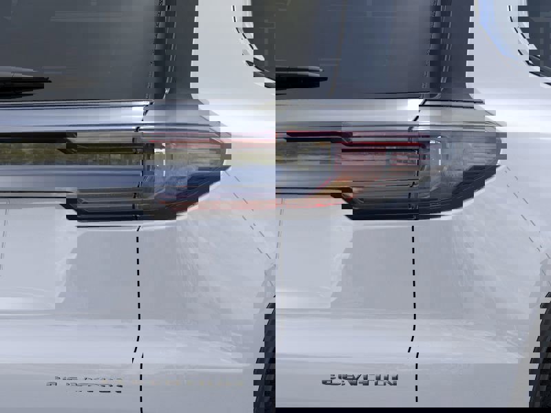 New 2026 GMC Acadia Elevation image 11