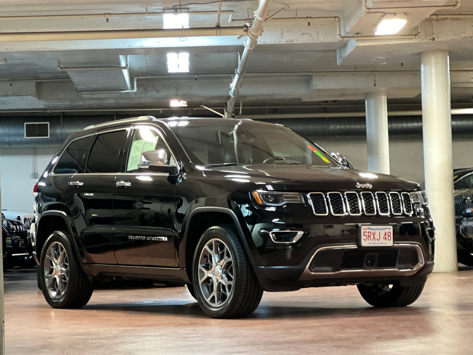 Certified 2022 Jeep Grand Cherokee Limited w/ Tech Group image 7