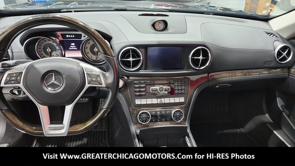 Used 2013 Mercedes-Benz SL 550 image 24