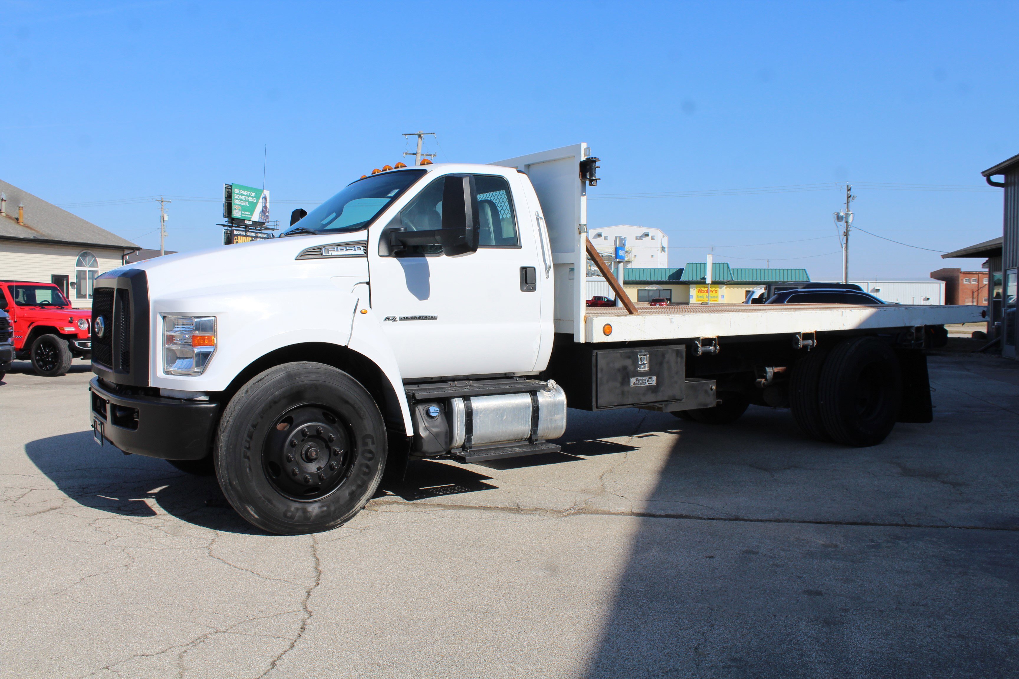 Used 2021 Ford F650 2WD Regular Cab Super Duty image 5