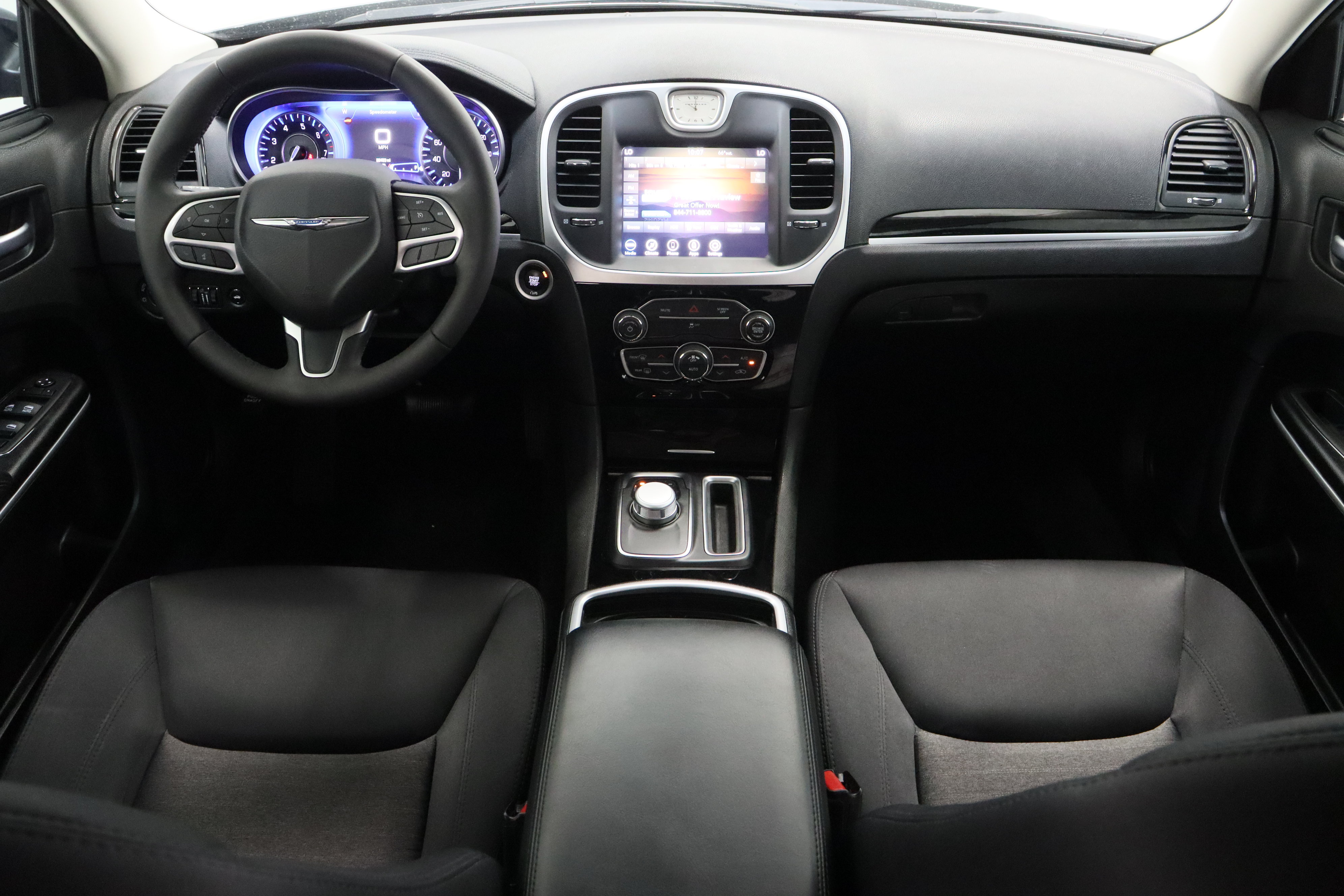 Used 2023 Chrysler 300 Touring w/ Sport Appearance Package RWD image 29