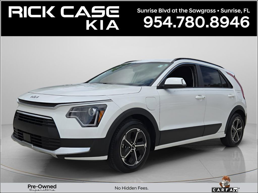 Used 2024 Kia Niro EX image 1