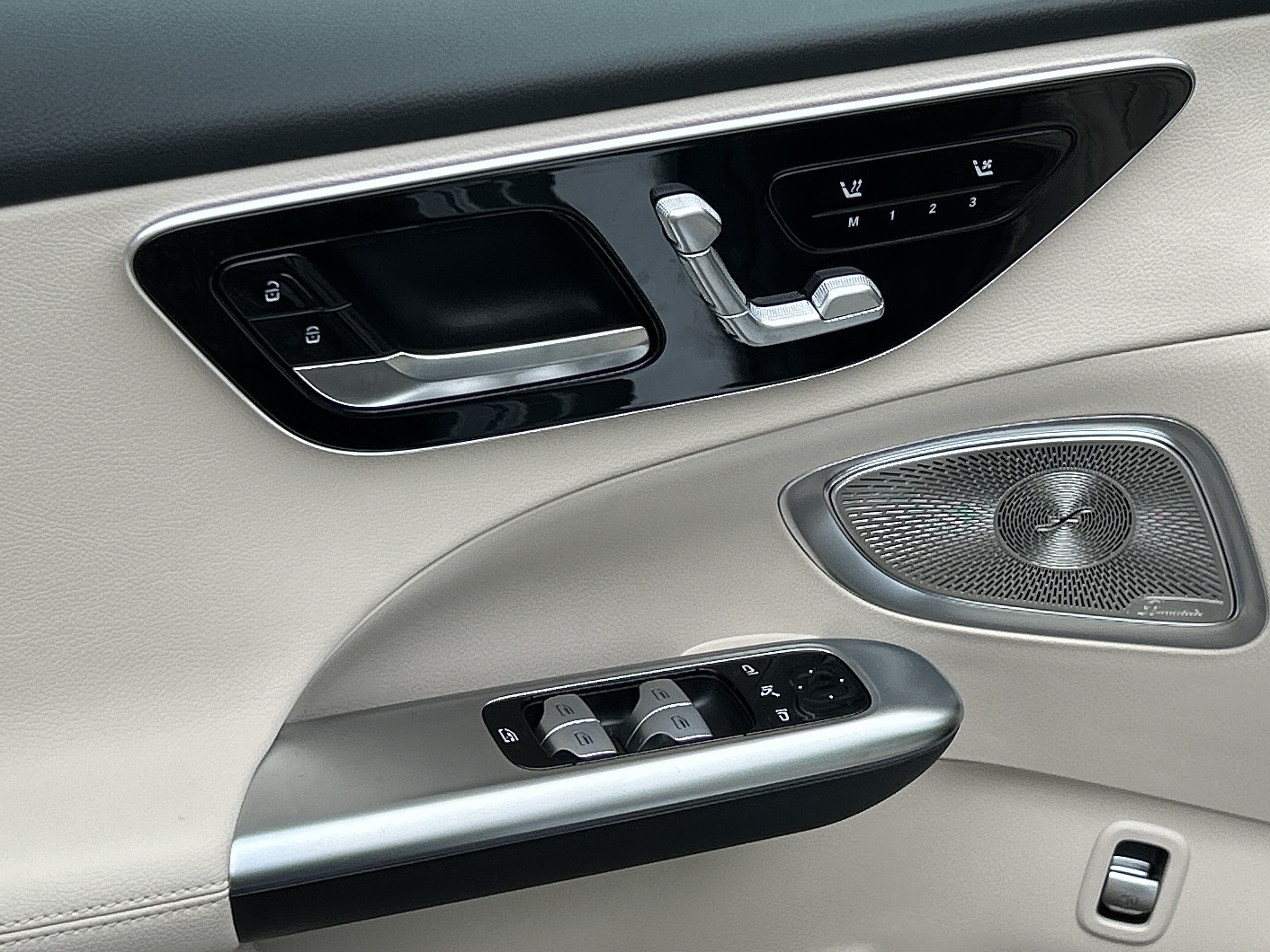 New 2026 Mercedes-Benz C 300 Sedan image 18