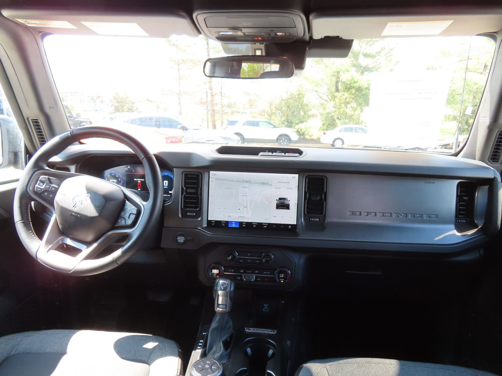 Used 2025 Ford Bronco Big Bend image 15