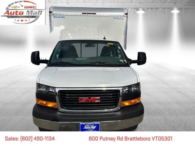 New 2026 GMC Savana 4500 w/ Power Convenience Package RWD image 7