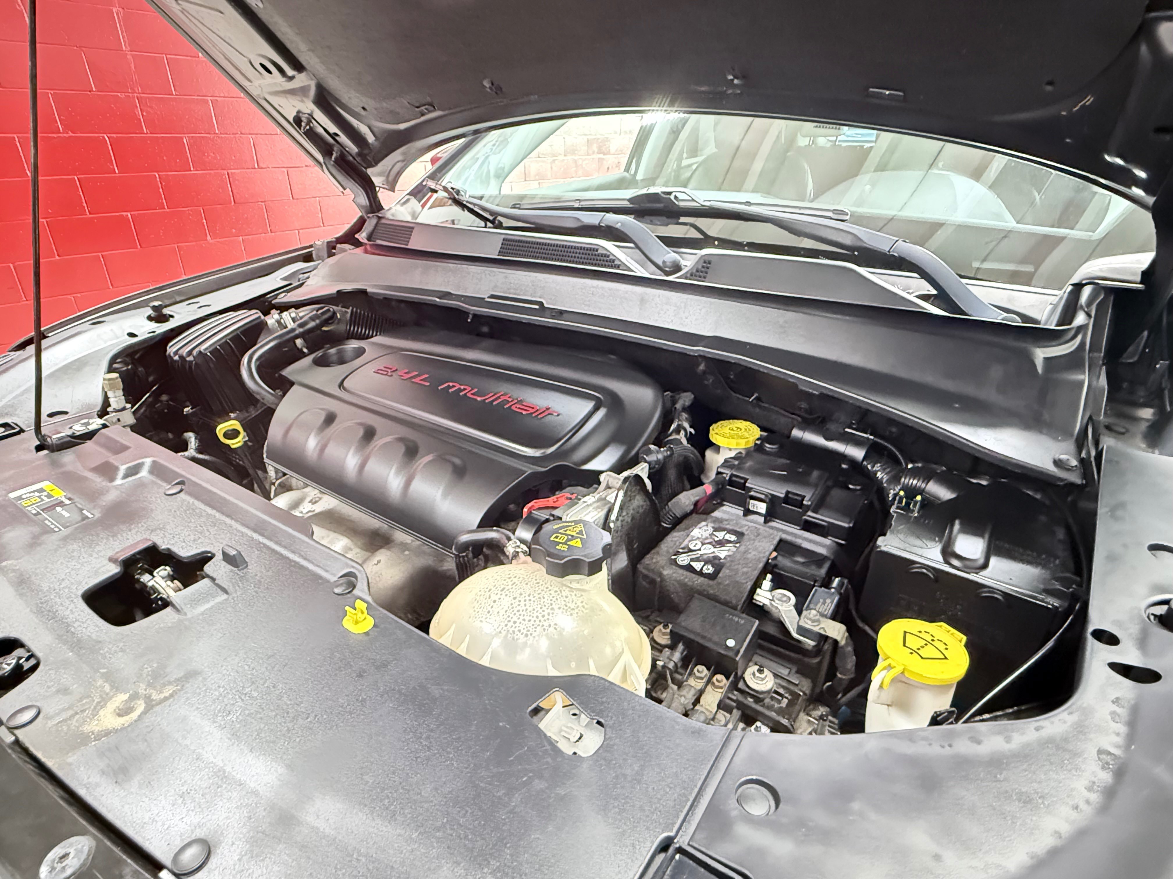 Used 2018 Jeep Compass Latitude w/ Popular Equipment Group AWD/4WD image 14