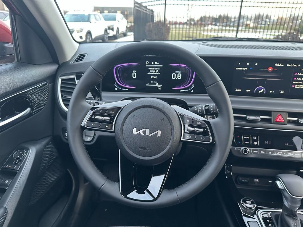 Certified 2026 Kia Seltos S AWD/4WD image 17