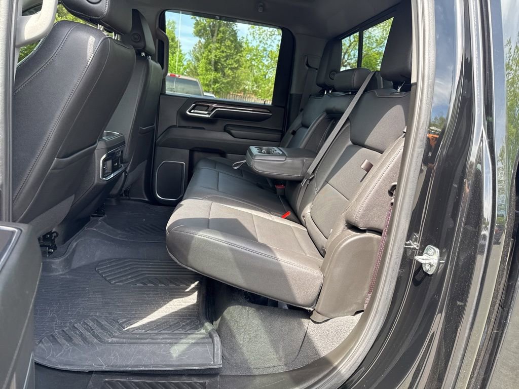 Used 2024 Chevrolet Silverado 3500 LTZ AWD/4WD image 47
