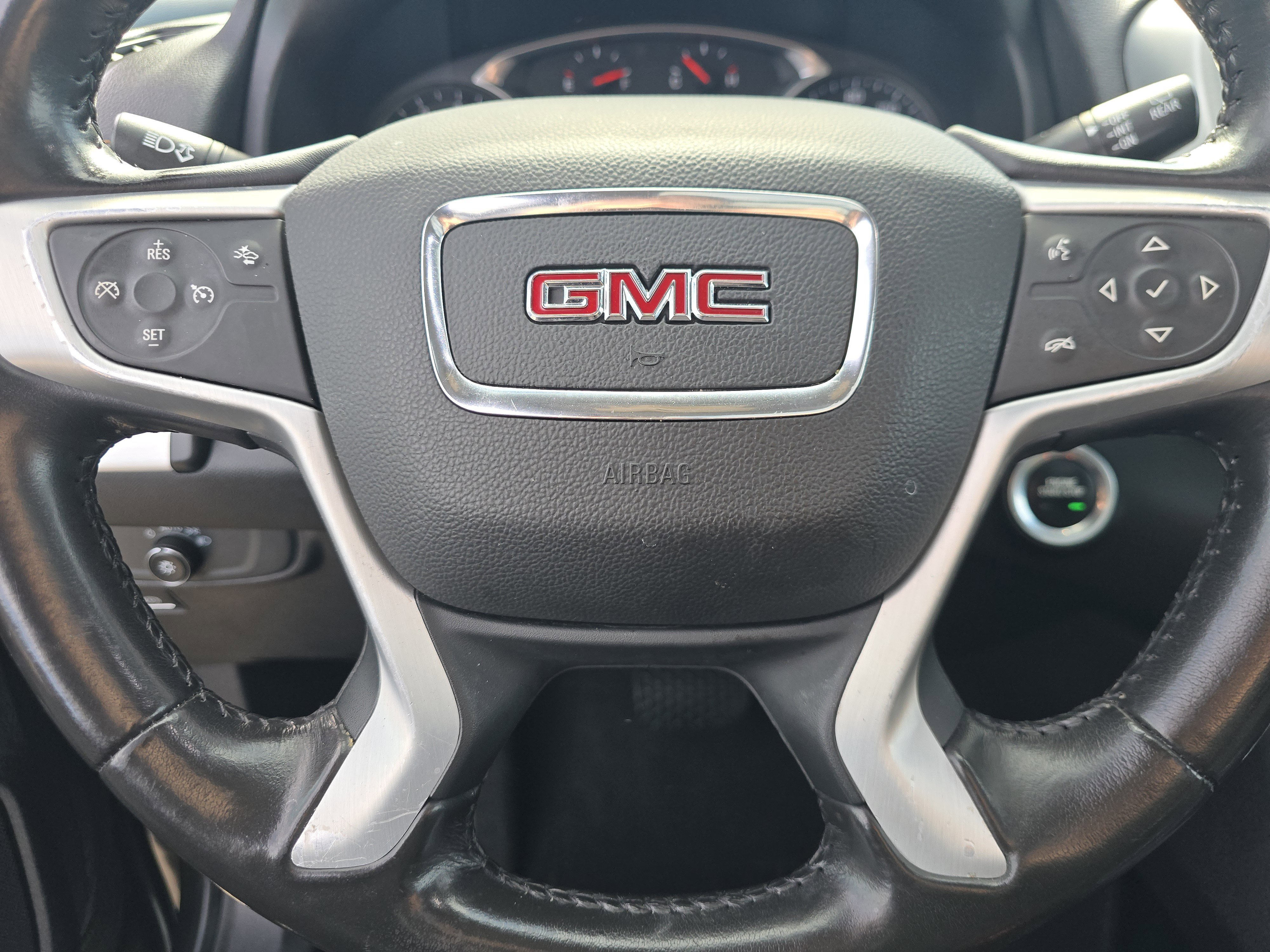 Used 2021 GMC Terrain SLE w/ Driver Convenience Package image 21