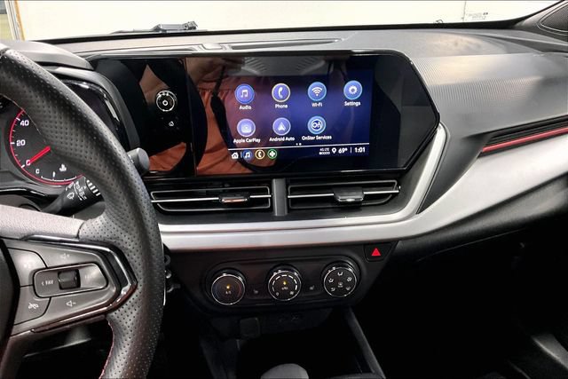 Used 2024 Chevrolet Trax RS w/ Driver Confidence Package FWD image 4