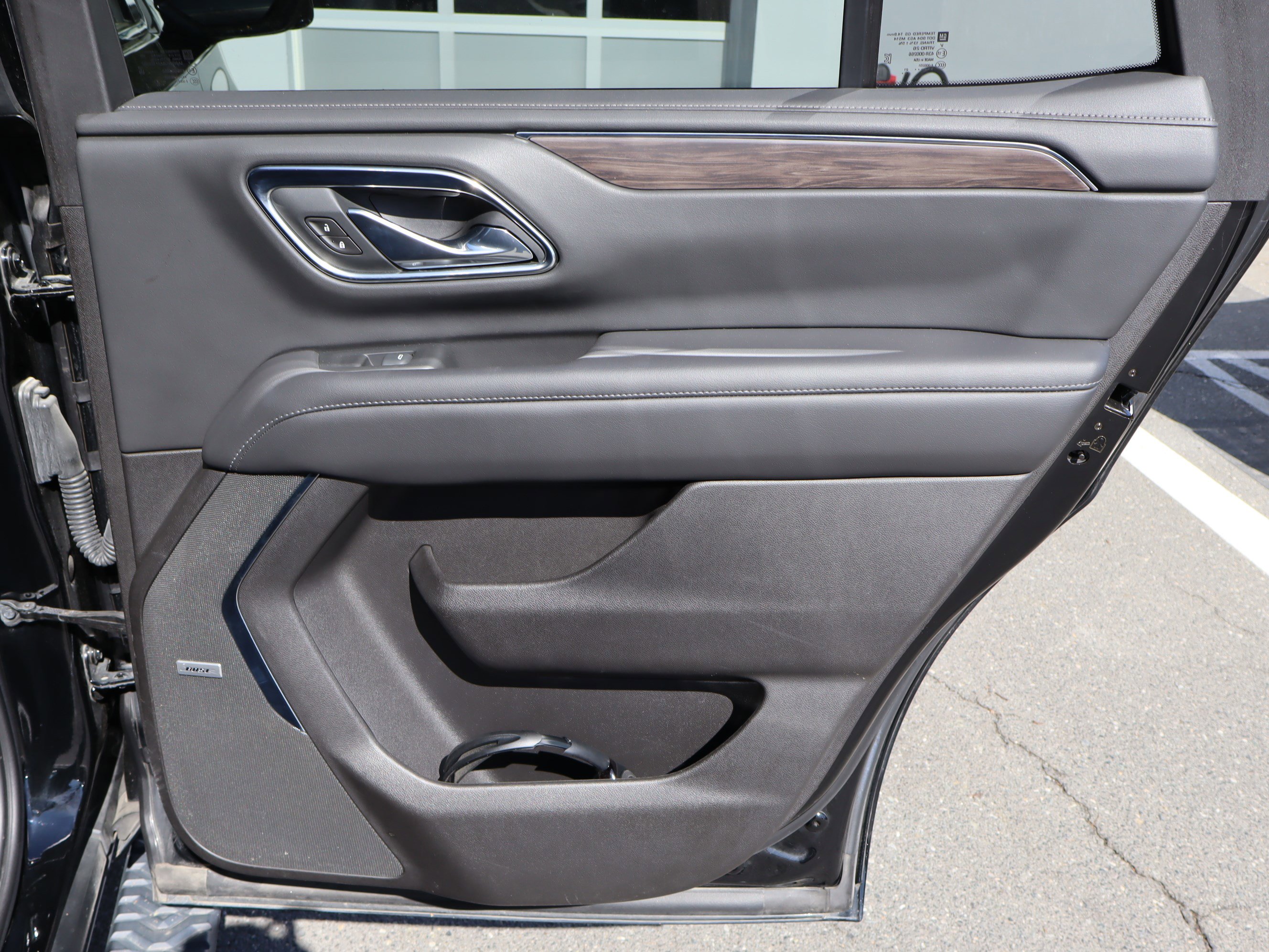 Used 2021 Chevrolet Tahoe Z71 w/ Z71 Off-Road Package image 37