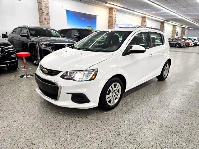 Used 2019 Chevrolet Sonic LT image 1