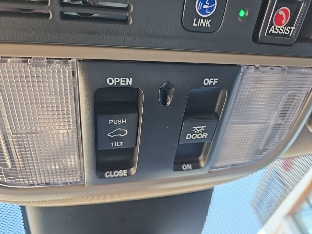 Used 2024 Honda Odyssey Elite image 77