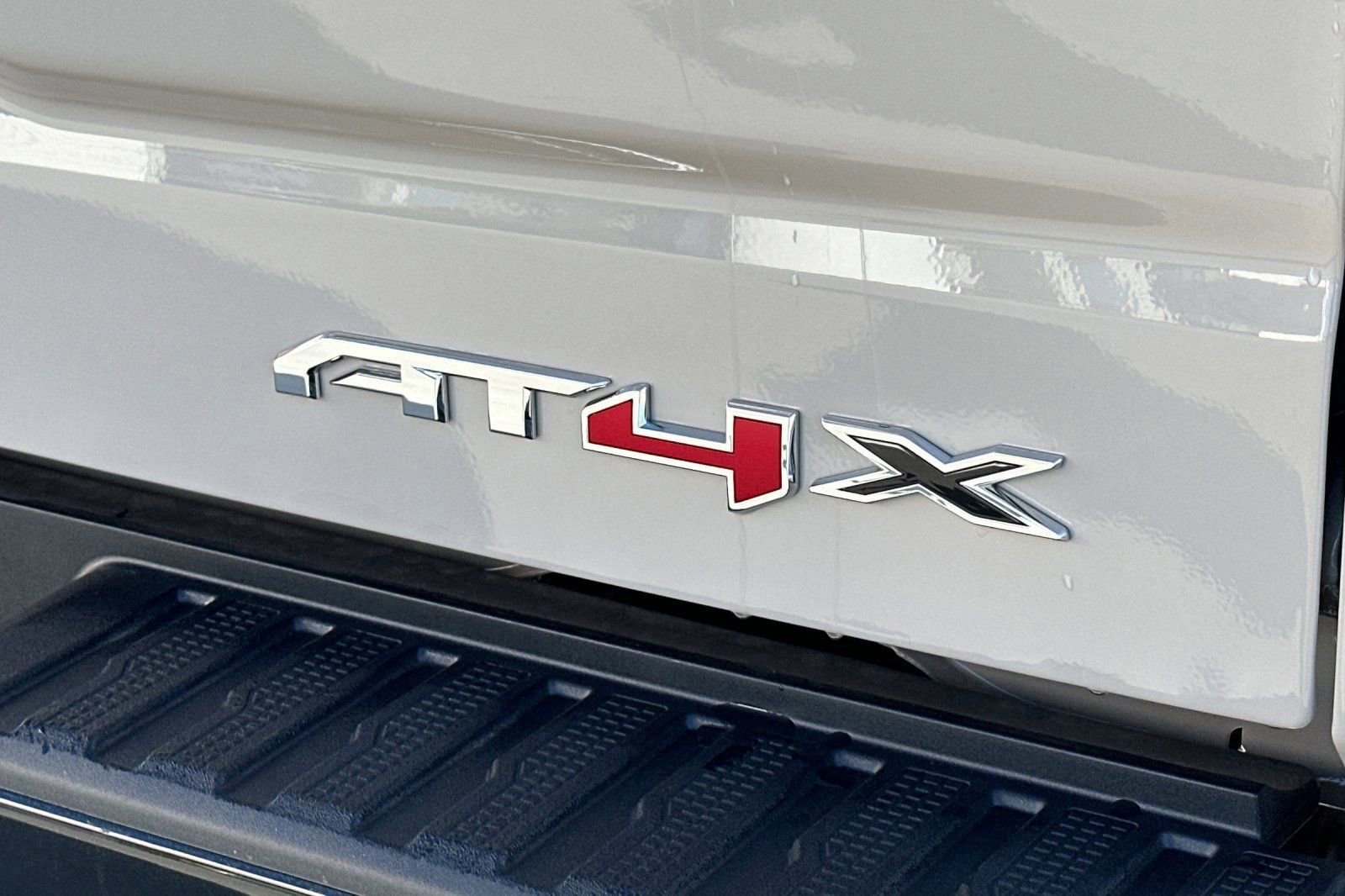 New 2026 GMC Sierra 1500 AT4X AWD/4WD image 27
