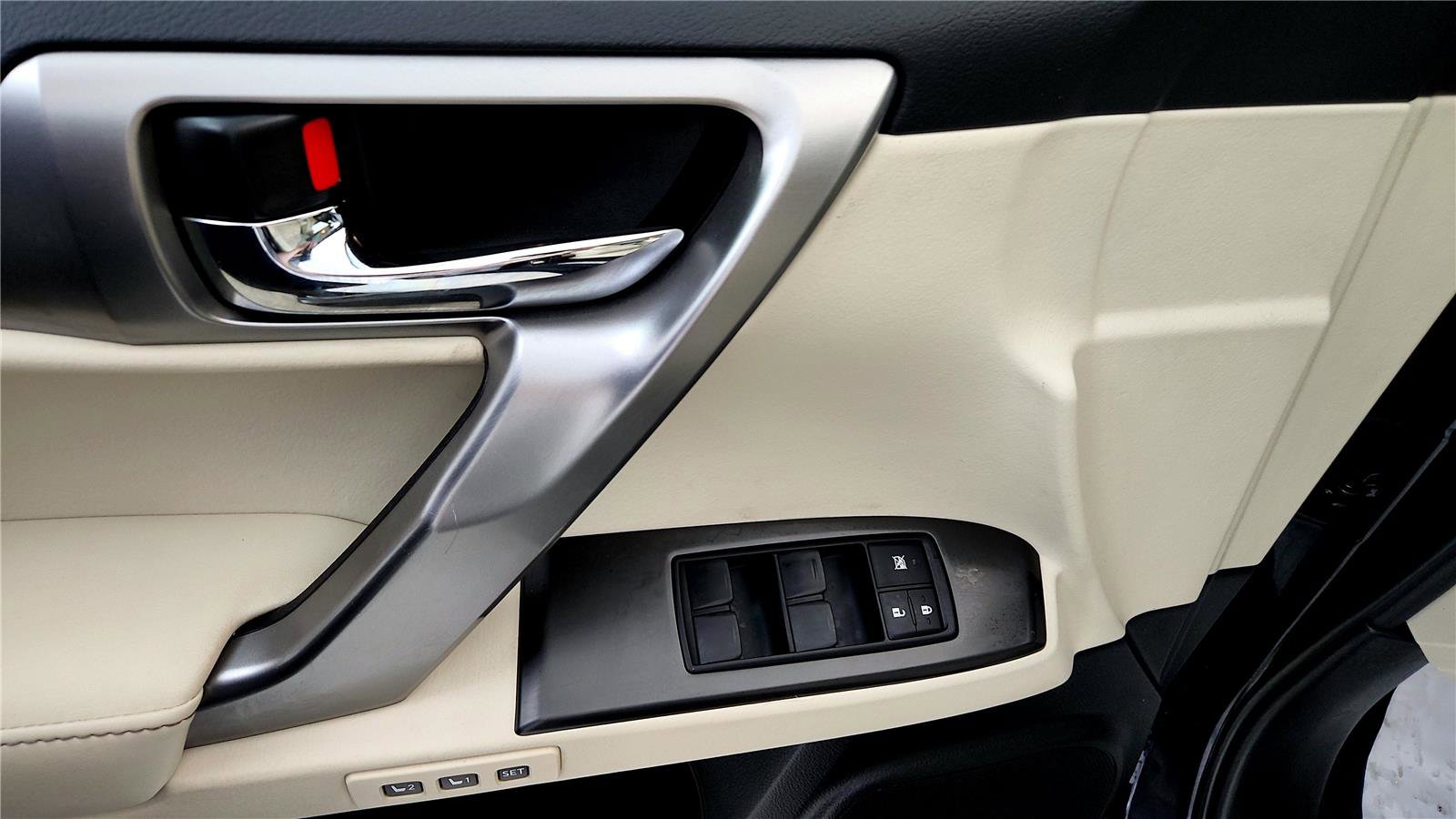 Used 2023 Lexus GX 460 Premium w/ Premium Package image 23