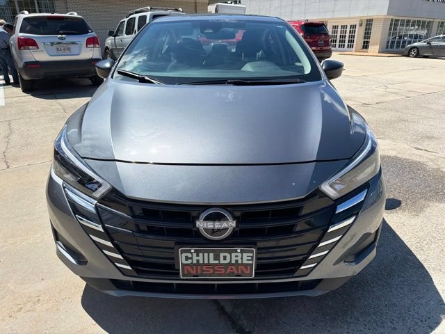 Used 2025 Nissan Versa S w/ Trunk Package FWD image 3