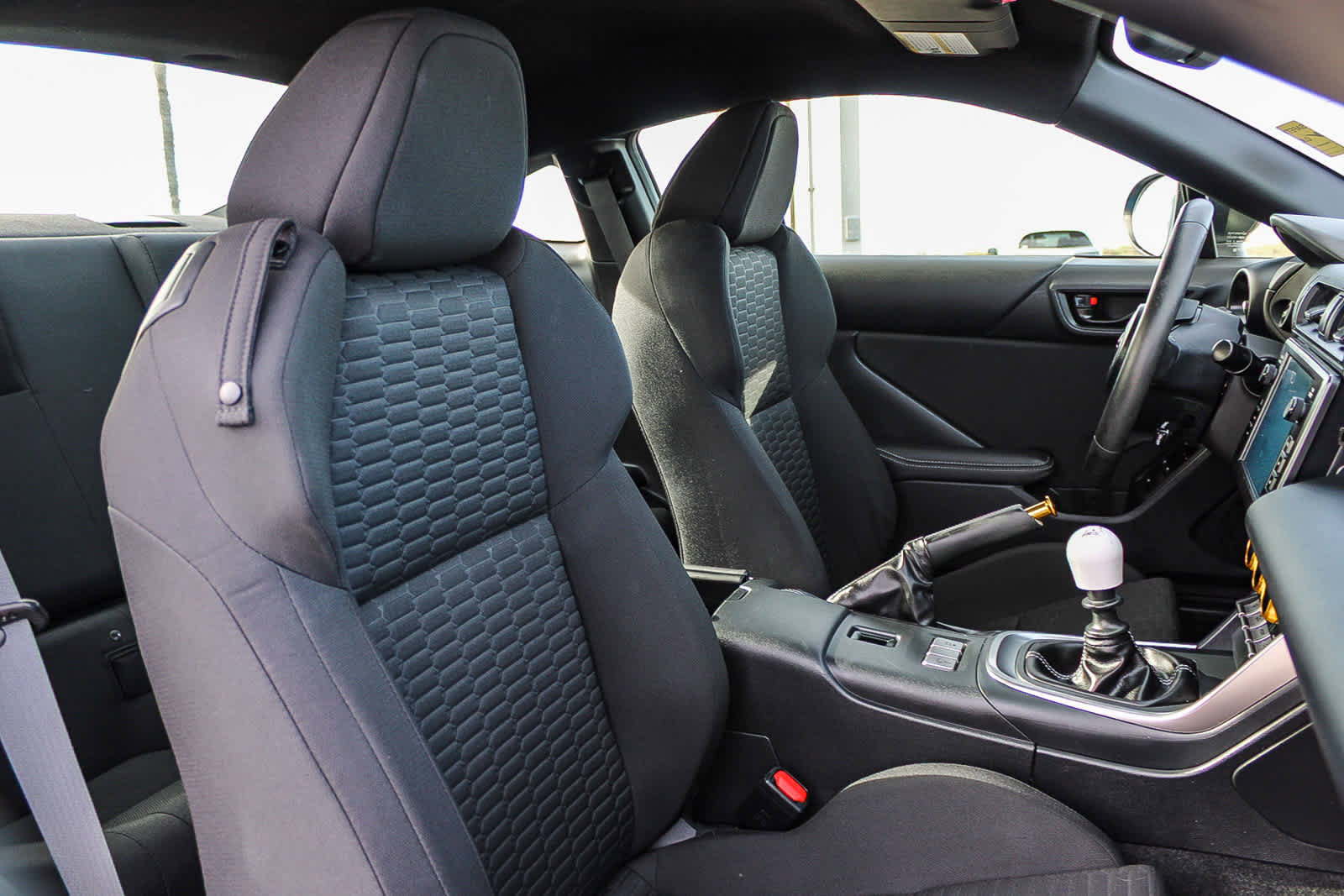 Used 2023 Toyota GR86 w/ ALL Weather Mat Package (TMS) image 16