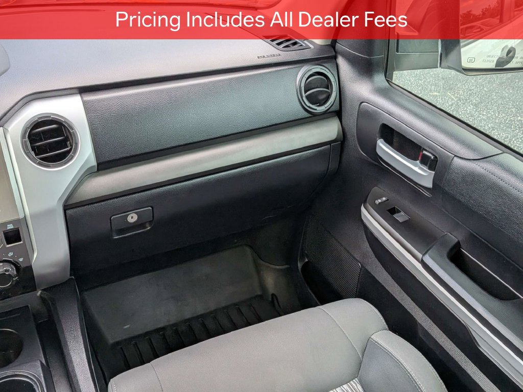 Used 2021 Toyota Tundra SR5 w/ SR5 Upgrade Package AWD/4WD image 18