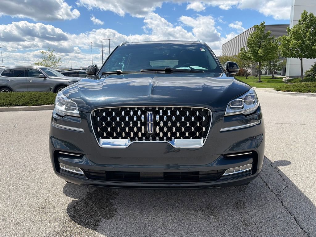Used 2023 Lincoln Aviator Grand Touring w/ Equipment Group 301A AWD/4WD image 2